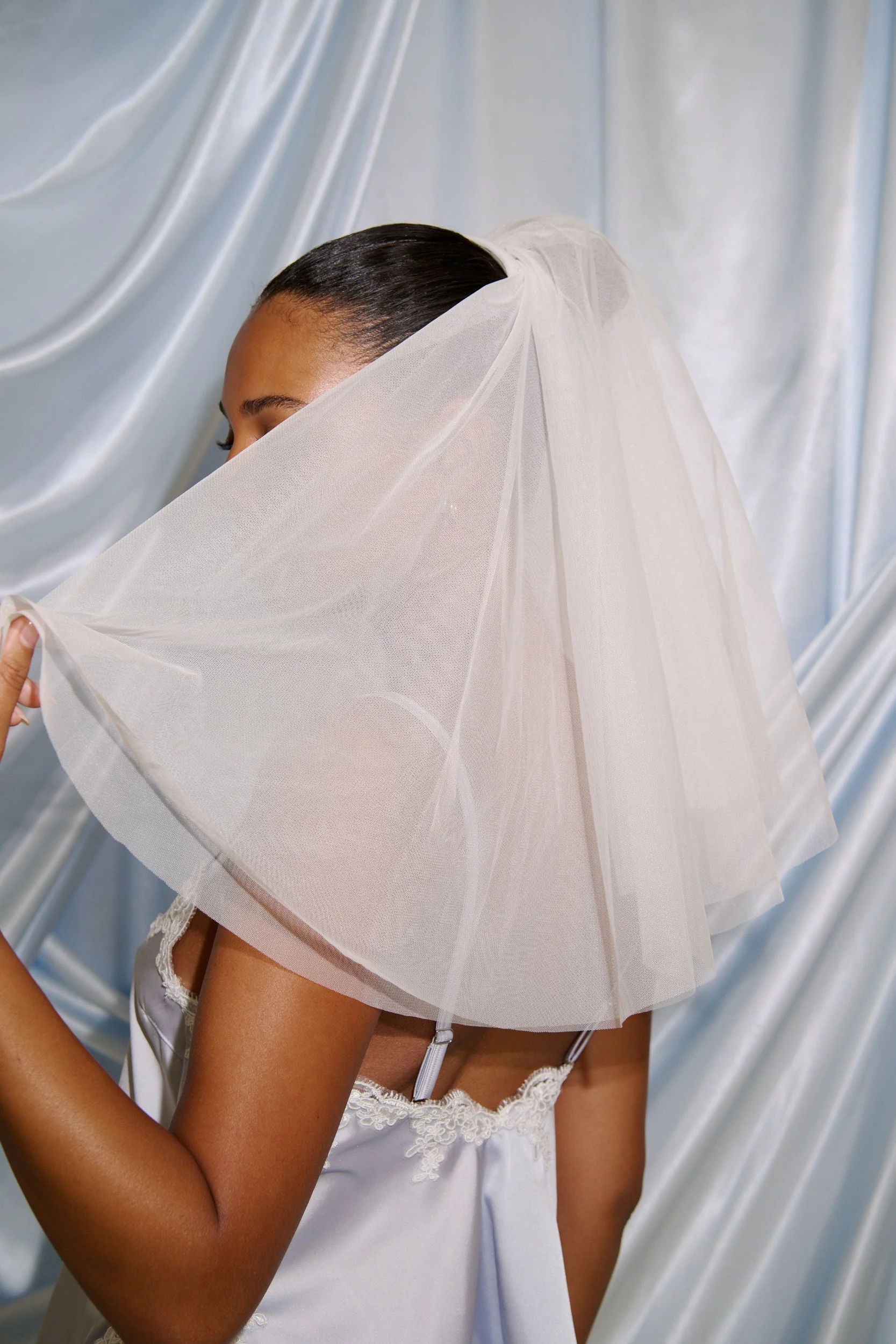 Vegas Veil White - Image 3